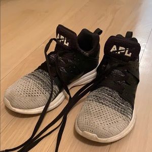 APL Ascend W Sneakers